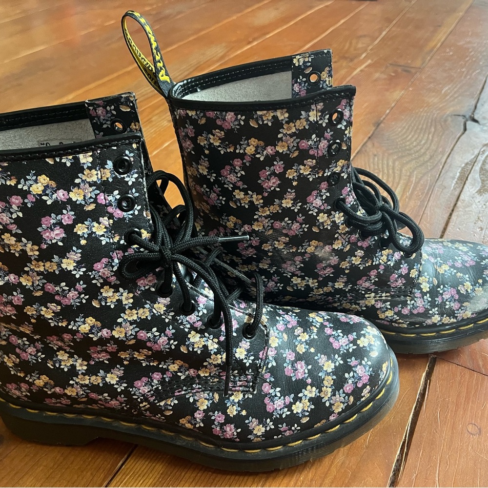 Doc Martens floral boots